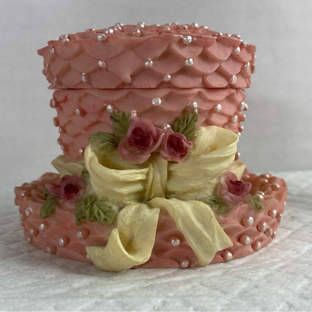 Vintage Pink Dezine Thick Resin Trinket Box Hand Painted Hat 2.5”